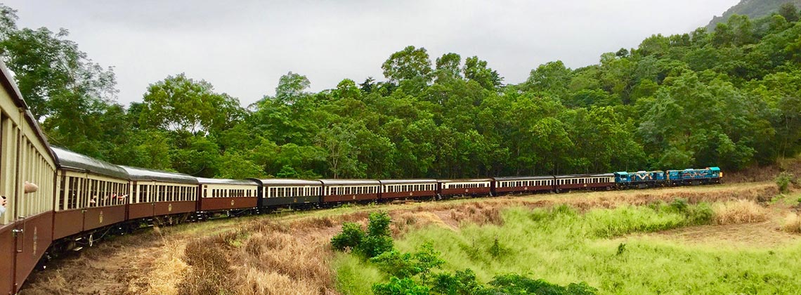 Der Zug der Kuranda Scenic Railway