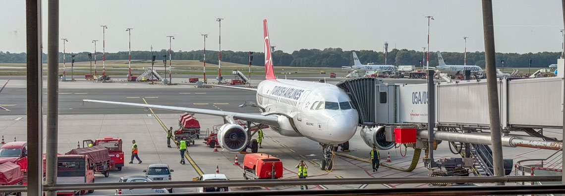 The Turkish Airlines plane at HAM Airport