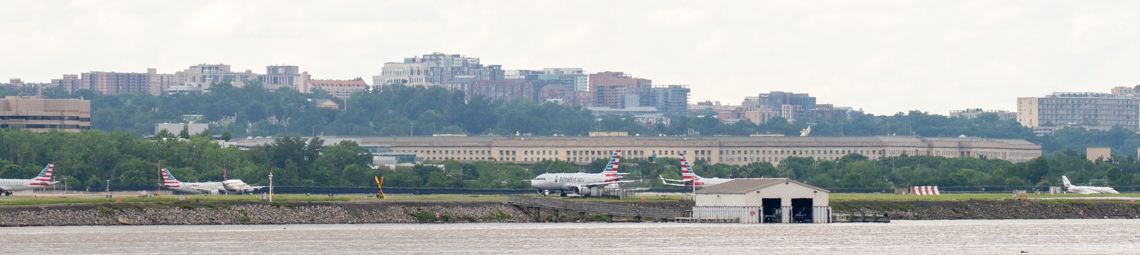 Planes taking off at Washington National Airport