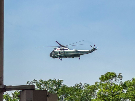 A helicopter at the White House