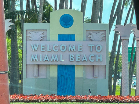 The welcome sign of Miami Beach