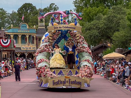 The start of the Festival of Fantasy Parade