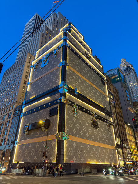 The Louis Vuitton construction site